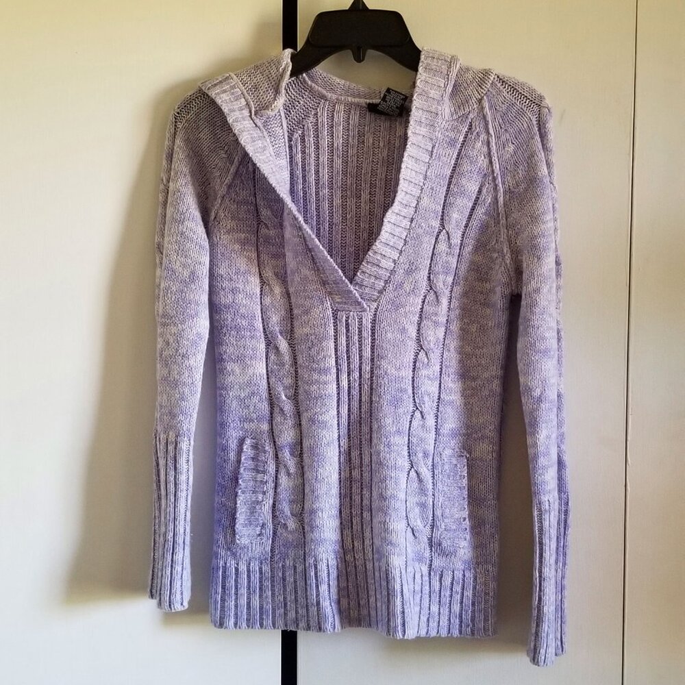 Two-Toned Cable-Knit Hoodie with Pockets